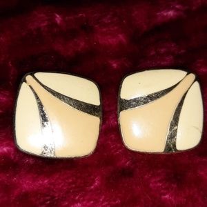 Compare of cream and gold pierced earrings Square